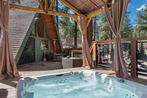 Terrace/patio - Cozy 3-Bedroom + Loft Mountain Retreat with Covered Hot Tub Near Flagstaff (Munds Park)