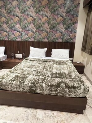 Premium Room | Free WiFi - Hotel Ashoka Resort (ELLORA)