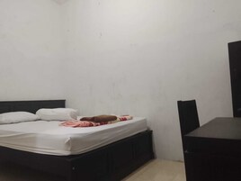 Habitación básica | Escritorio y wifi gratis