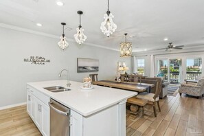 Interior - New Listing! Lost Key Private Beach Club| 2 Swimming pools| Free Golf| Tennis| Bikes (Pensacola)