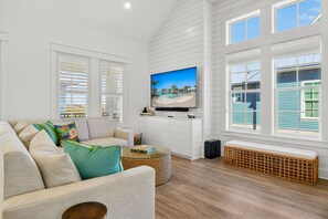 TV - Lovely home w/two balconies, gas grill, access to beach & pool - golf on site (Port Aransas)