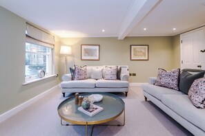 Living area - Cathedral View - Hop, Skip & Jump to the Cathedral (Ripon)