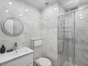 Towels - Design apartment Av des Champs Elysées (Paris)