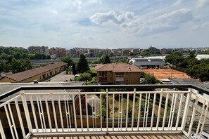 Property grounds - Smart Stay nearby Metro & Lingotto Fiere (Turin)