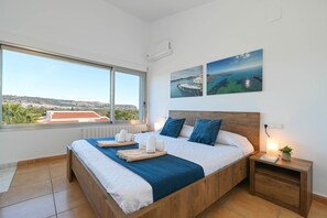 4 bedrooms, iron/ironing board, WiFi, bed sheets - Amaia - Javea, Costa Blanca (Javea)