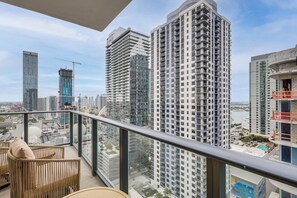 Property grounds - Luxe High-Rise Living! Crosby Condo w/ Ocean View (Miami)