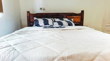 Deluxe Room | Blackout drapes, iron/ironing board, free WiFi