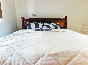 Phòng Deluxe | Màn/rèm cản sáng, bàn ủi/dụng cụ ủi quần áo 