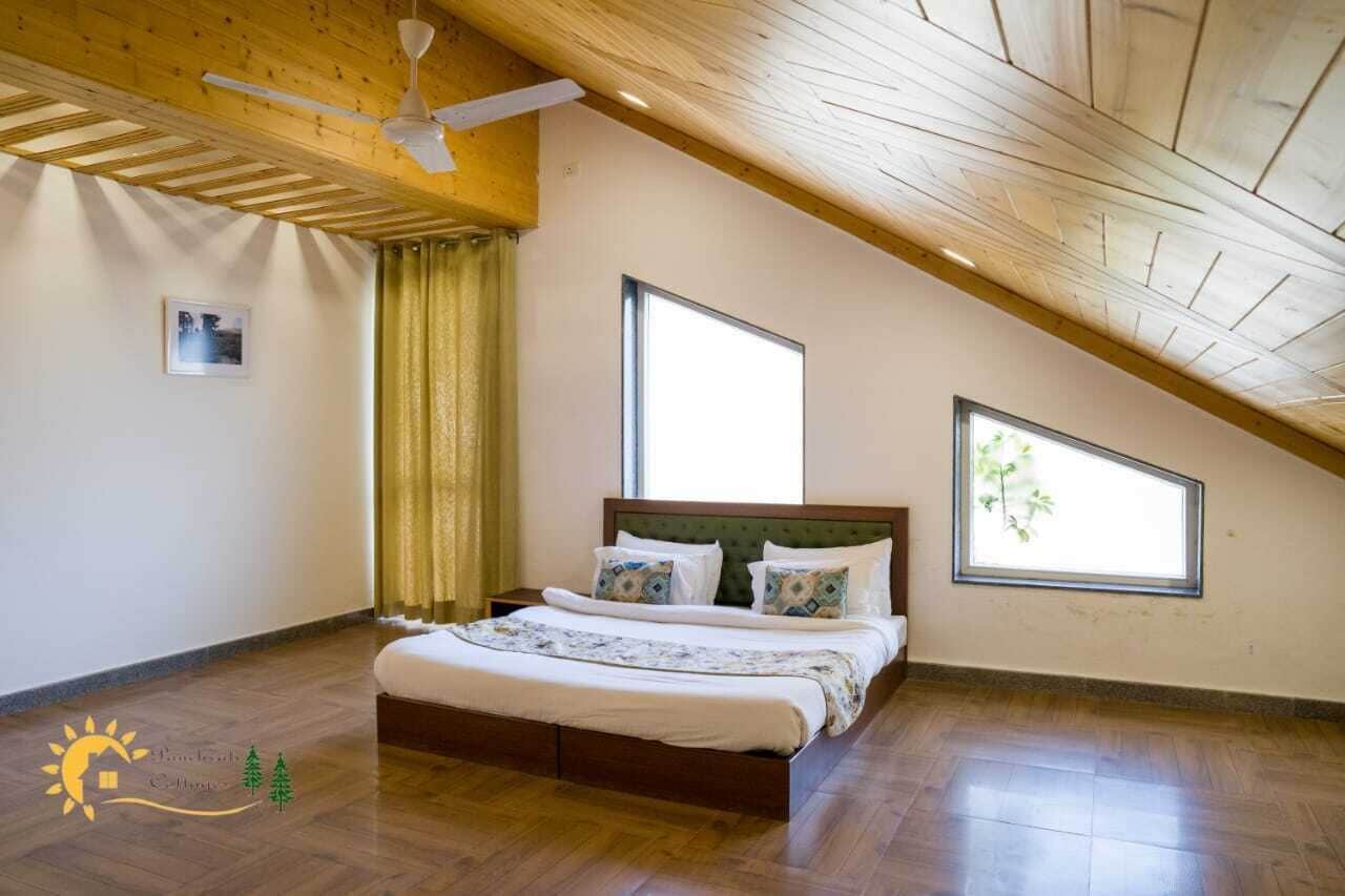 Family Room | Free WiFi