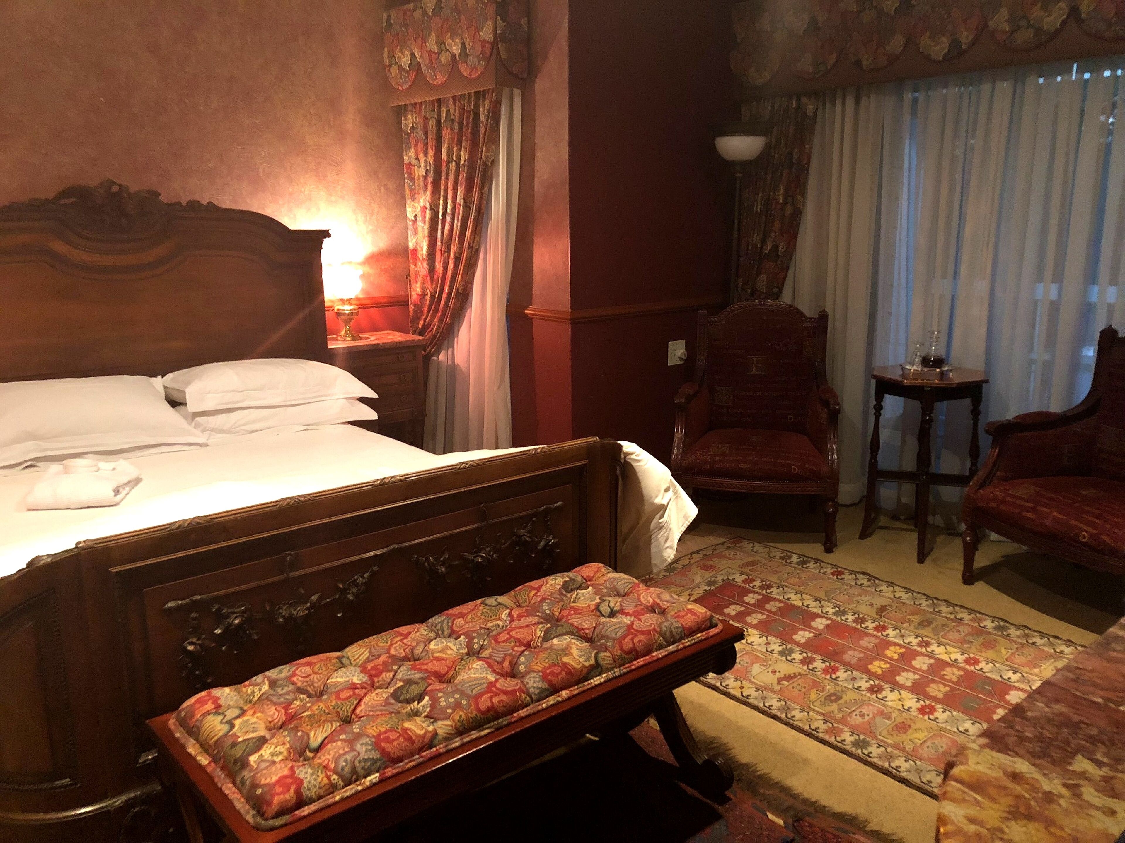 Lady Sumnerville's | Työpöytä, kannettavalle tietokoneelle sopiva työtila, ilmainen Wi-Fi