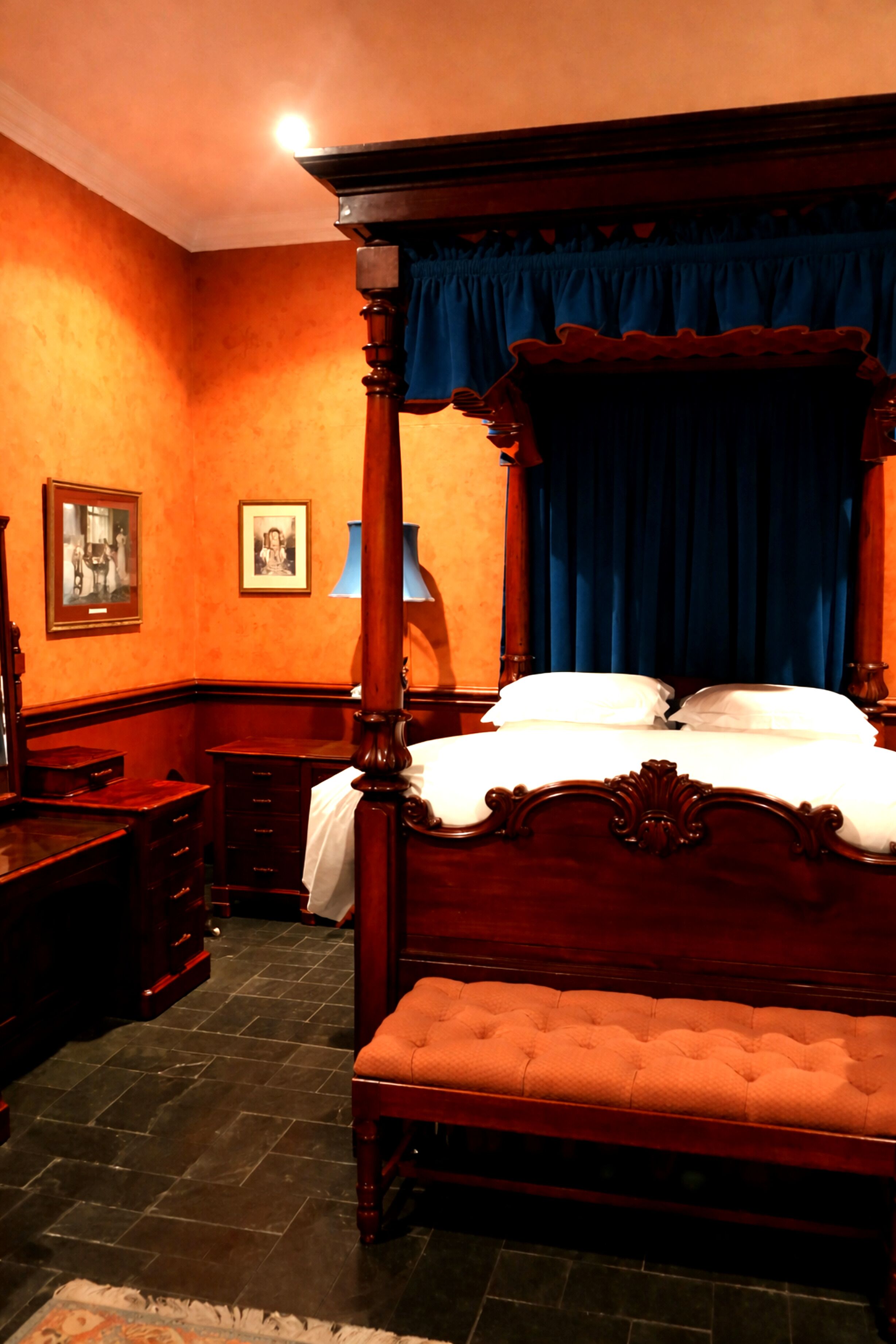 The Couple's | Työpöytä, kannettavalle tietokoneelle sopiva työtila, ilmainen Wi-Fi