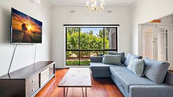 Apartment | Living room