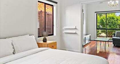Quiet 2-bed Home in Pascoe Vale South