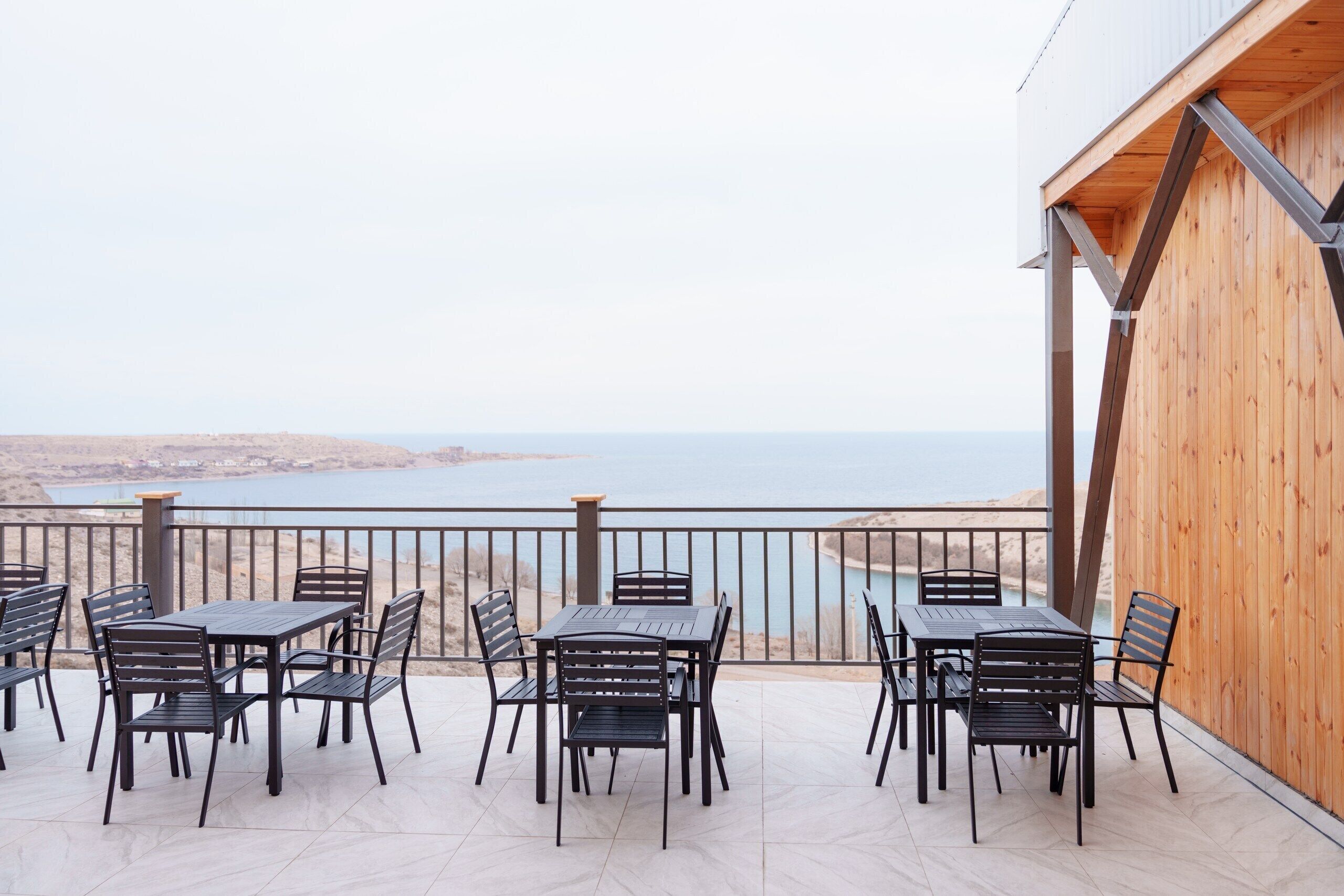 รับประทานอาหารกลางแจ้ง