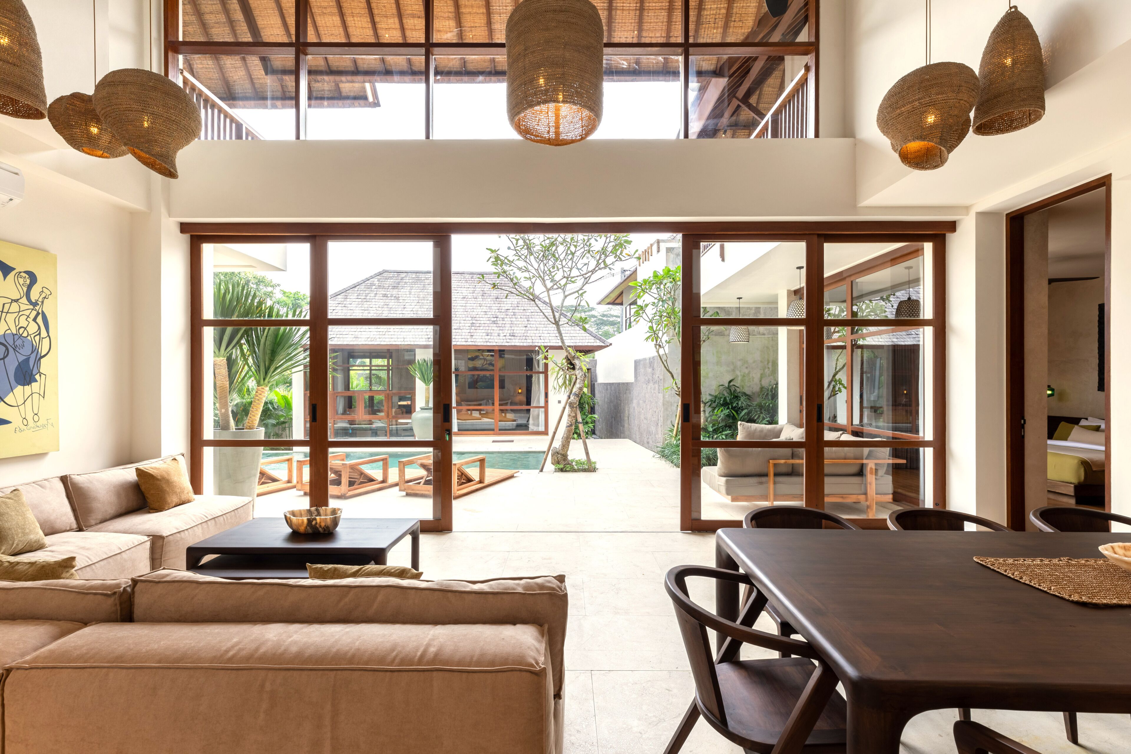 Vila Deluks, 6 kamar tidur, balkon, pemandangan kolam renang | Area keluarga | Smart TV 32-inci dengan saluran TV digital