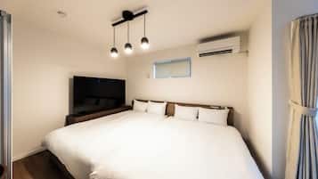 Comfort Triple Room | Desk, free WiFi