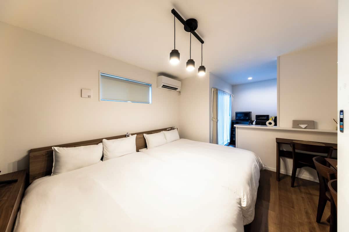 Habitación triple Confort | Escritorio y wifi gratis