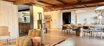 Holiday Villa With Sauna, on the Shore of the Lake