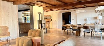 Holiday Villa With Sauna, on the Shore of the Lake