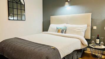Double Room, Garden View | Free WiFi