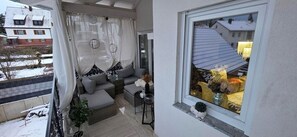 Terrace/patio - Luxury Design Apartment with fireplace Balcony & Spa Bathroom (Fürth)
