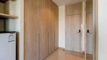 Superior Studio, City View | Interior