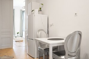 Basic-Apartment | Speisen