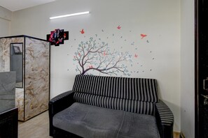 House | Interior - Hotel O Hi-tech City Metro Station (Hyderabad)