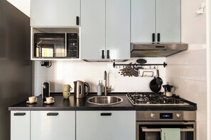 Microwave, oven, dishwasher, coffee/tea maker - Balcony of Sicilia!! (Siracusa)