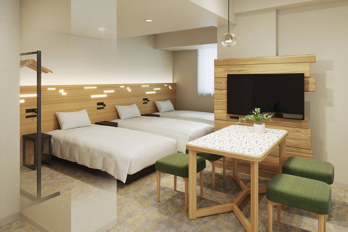 Dreibettzimmer | Zimmersafe, Bügeleisen/Bügelbrett, kostenloses WLAN