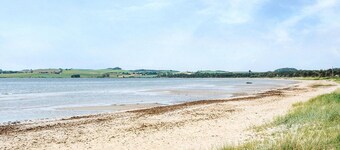 Vakkert hjem med 4 soverom i Knebel