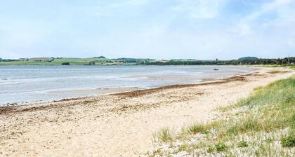 Belle maison de 4 chambres Ă Knebel