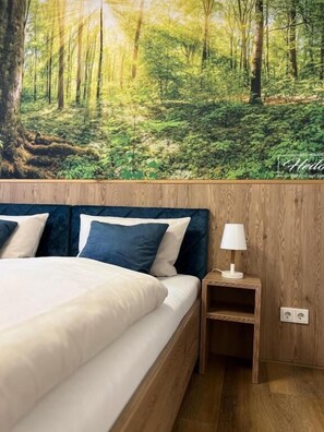 Skrivebord, arbejdsområde til bærbare computere, gratis Wi-Fi