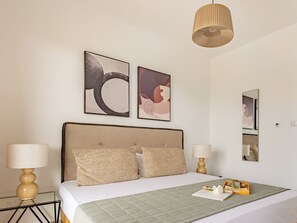 2 sovrum, internet och sängkläder