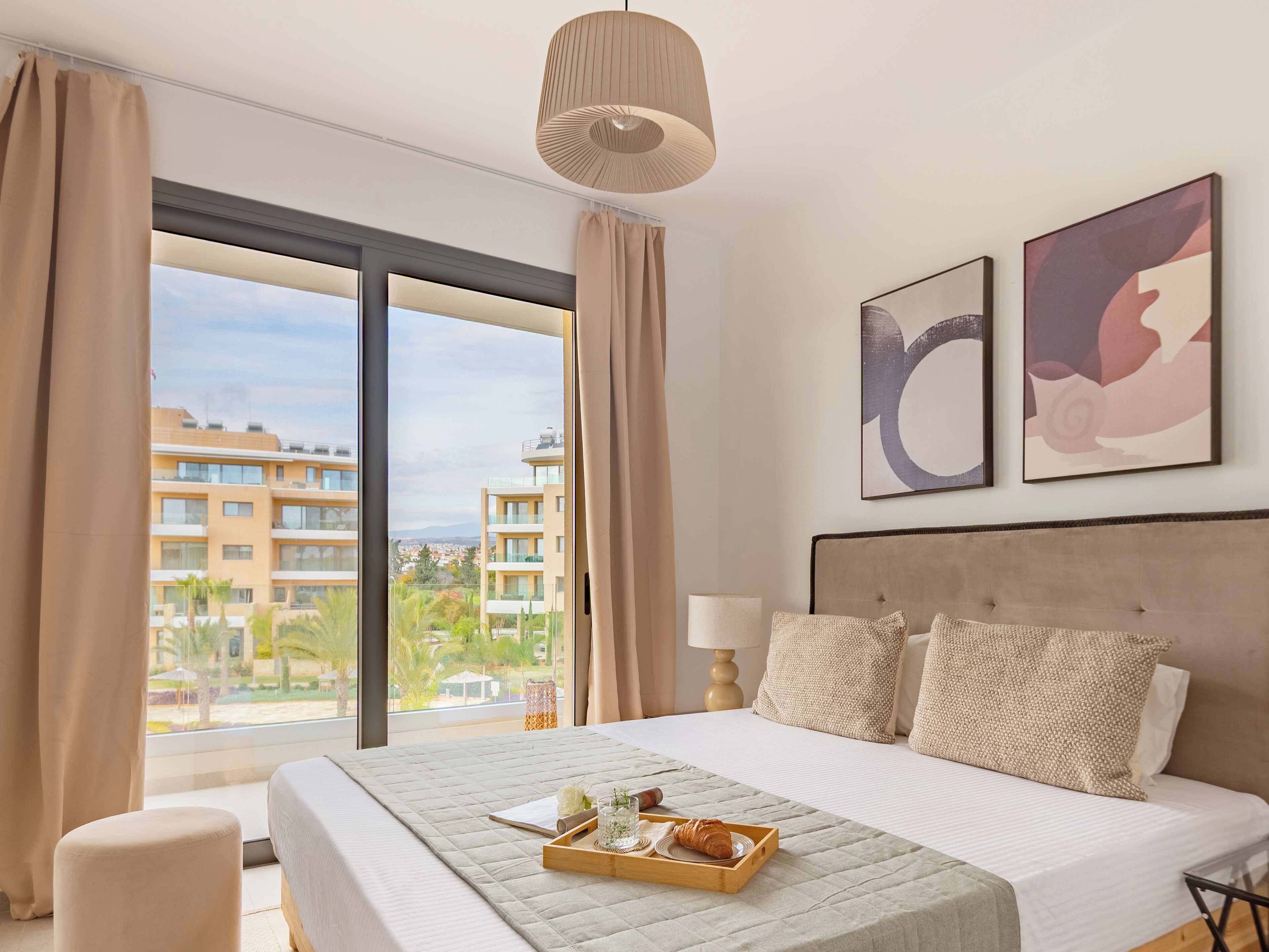 1 bedroom, internet, bed sheets