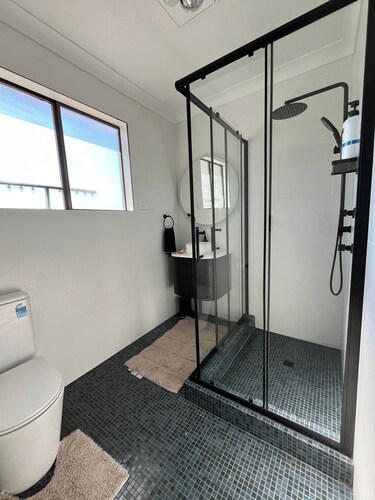 3-bedroom home in Cooma