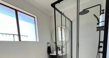 3-bedroom home in Cooma