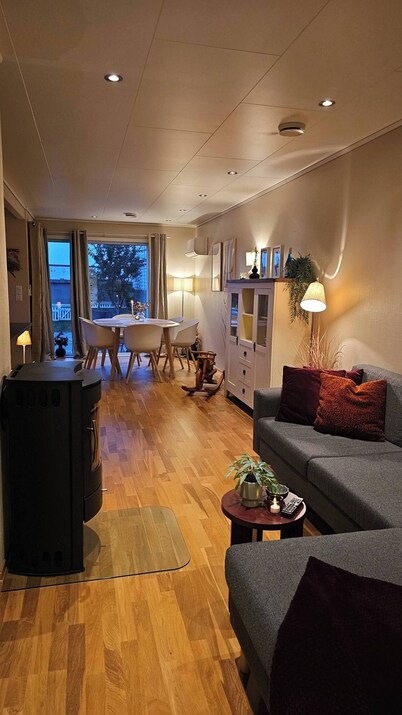 Charming 3-Bedroom House in Egersund with Mountain Views