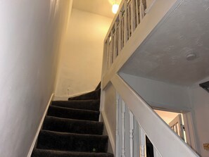 Interior - Charming 4-Bedroom House Rental in Basildon, UK (Basildon)