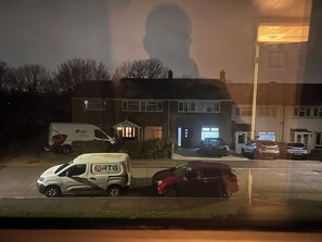 Exterior - Charming 4-Bedroom House Rental in Basildon, UK (Basildon)