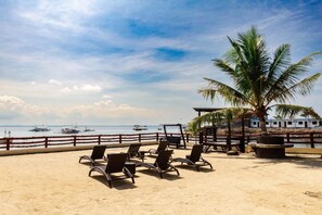 Exterior - Palmbeach Resort Mactan Cebu powered by Cocotel (Lapu-Lapu)