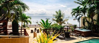 麥丹宿霧Palmbeach度假村由Cocotel提供  