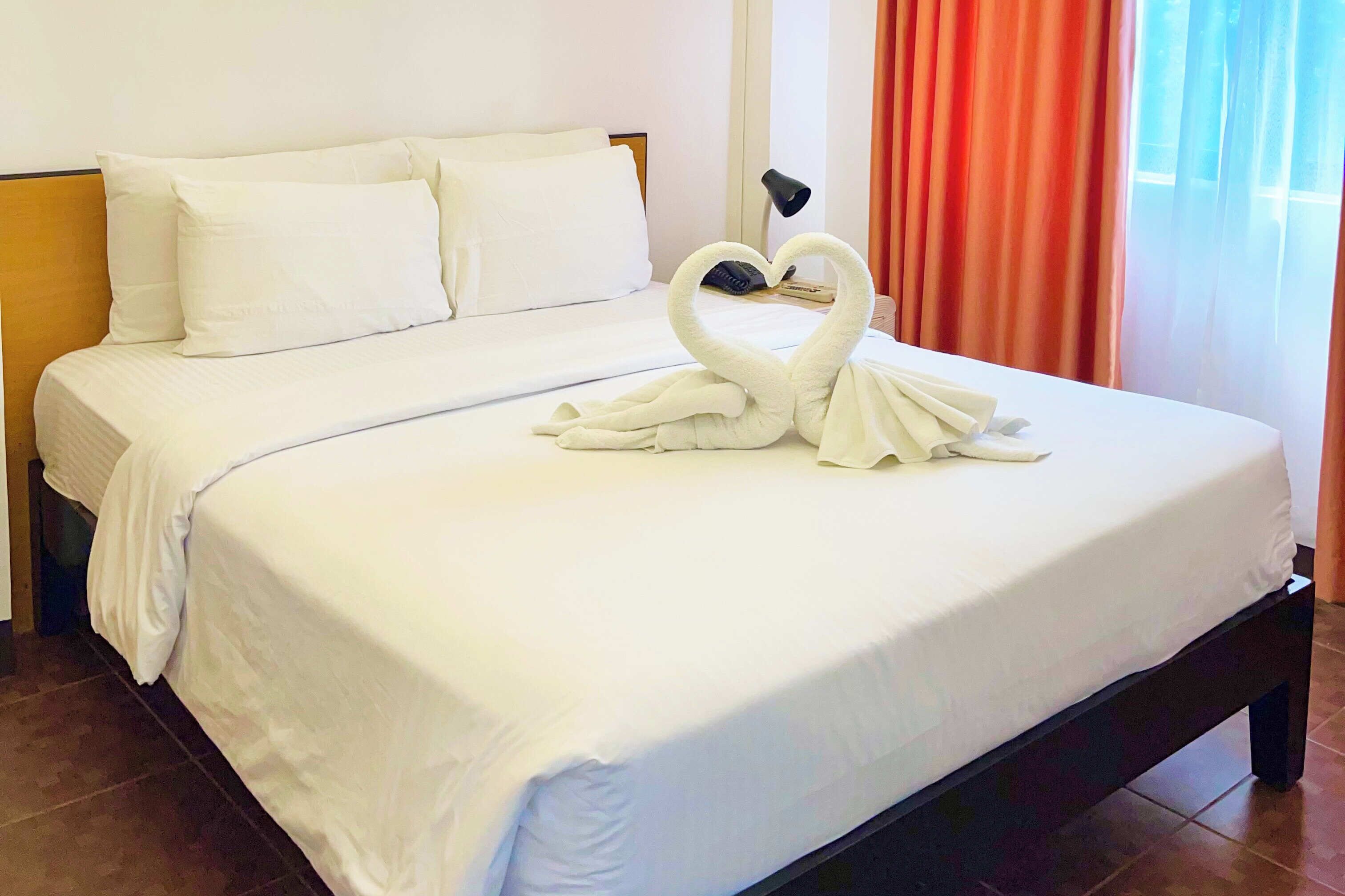 Dobbeltrom – deluxe | Skrivebord, ekstrasenger (mot et tillegg), wi-fi (inkludert) og sengetøy