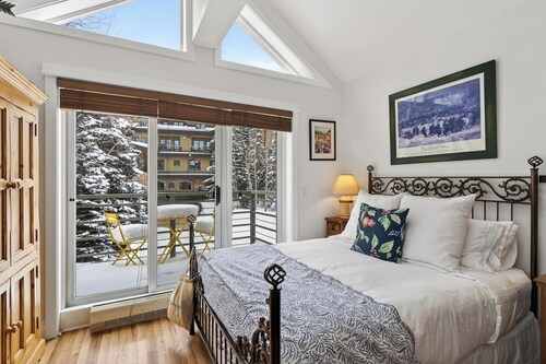 Ski-Access Studio in Mountain Village | Blue Mesa Lodge 33C by AvantStay