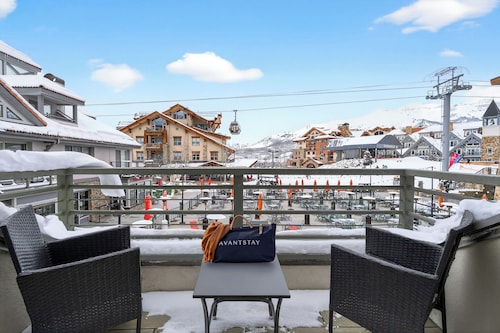 Prime Ski Access Condo, Walk to Gondola & Lifts | Blue Mesa Lodge