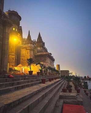 Point of interest - RAINBOW INN (Varanasi)