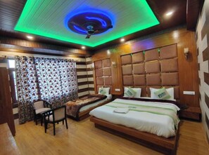 Free WiFi - Hotel Golden Eye (Srinagar)