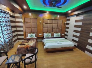 Free WiFi - Hotel Golden Eye (Srinagar)