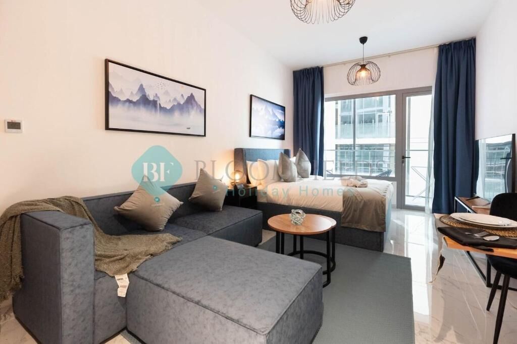 Apartment, Balcony | Living area