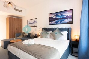 Iron/ironing board, free WiFi - Bloomfields Pristine STU in Oasis Ma (Abu Dhabi)
